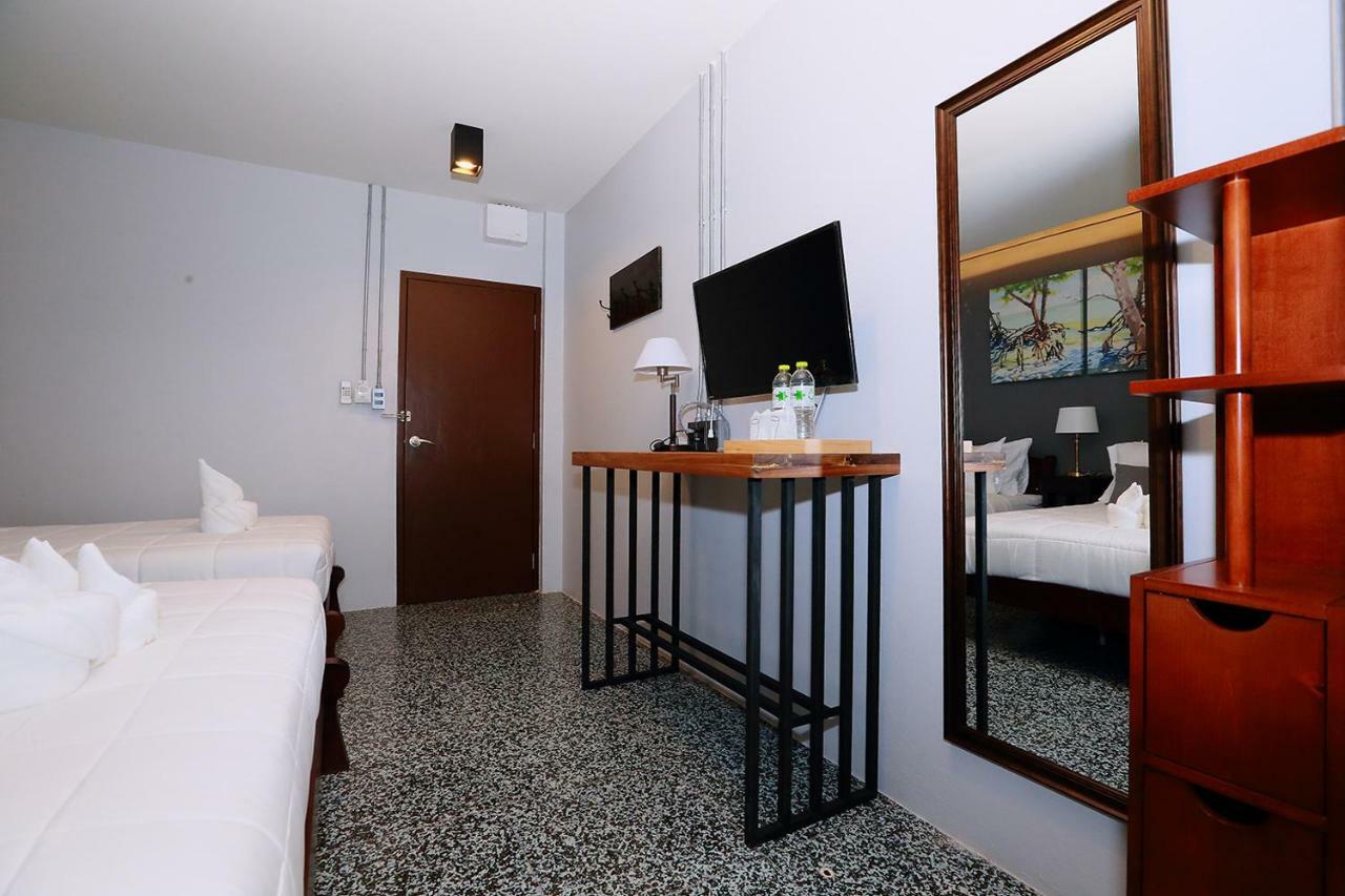 Canvas Family Home Trat Ngoại thất bức ảnh