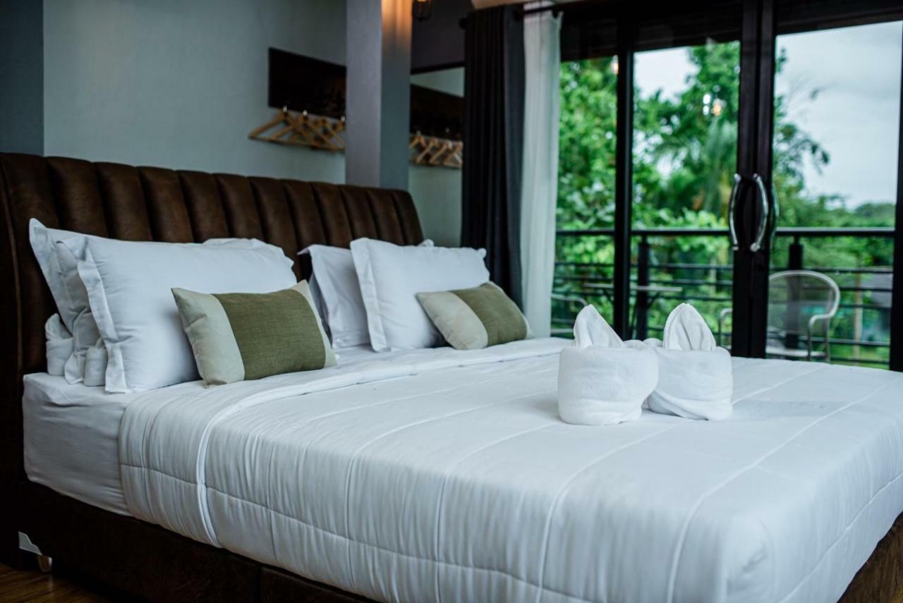 Canvas Family Home Trat Ngoại thất bức ảnh
