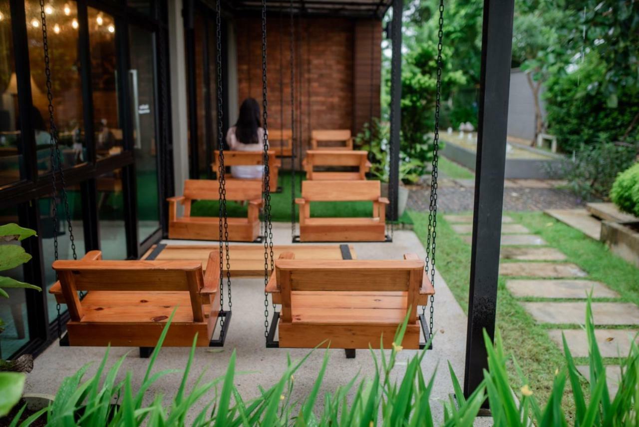 Canvas Family Home Trat Ngoại thất bức ảnh